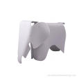 Réplica da cadeira infantil Eames elefante